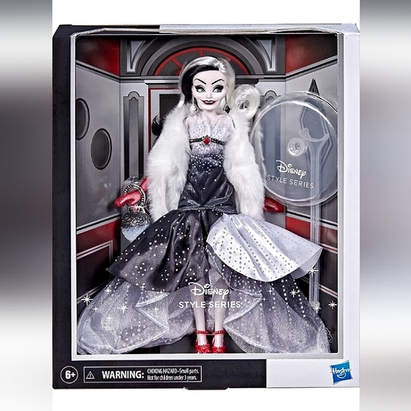 ☆NWT/NIB☆Disney Villains Collection☆CRUELLA DE VIL contemporary Disney Doll☆ - Picture 2 of 15